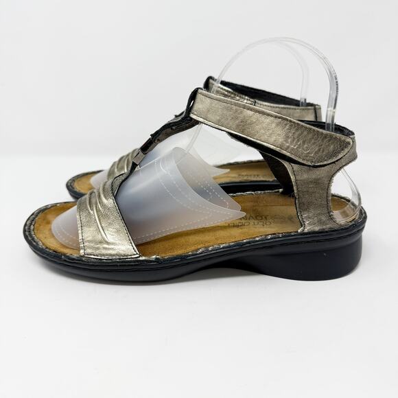 NAOT Metallic Gold Leather Flat Sandals EU 39/US 8 Made in Israel Comfort Shoes - Picture 4 of 10